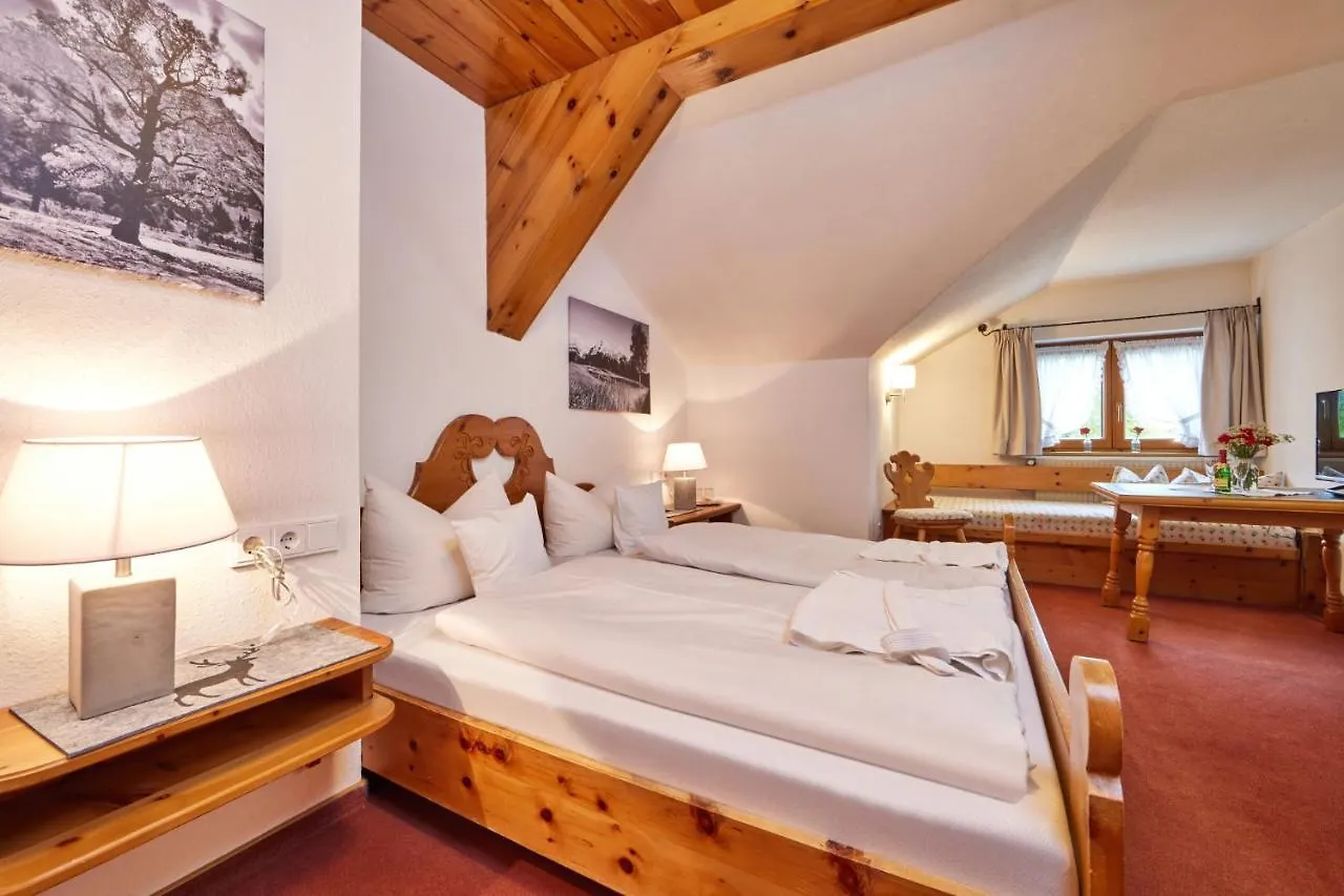 Gaestehaus Sonnenheim Mittenwald 3*,