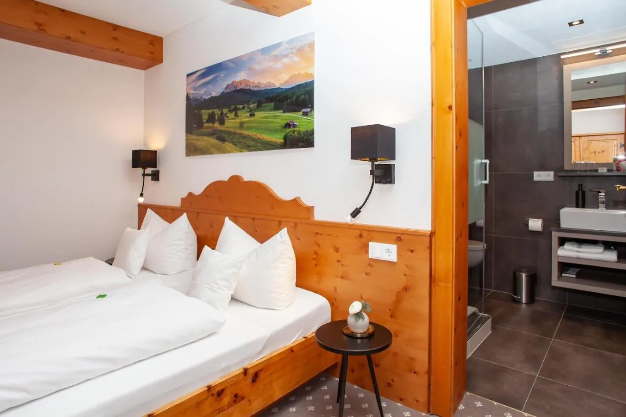 Gaestehaus Sonnenheim Mittenwald Germany