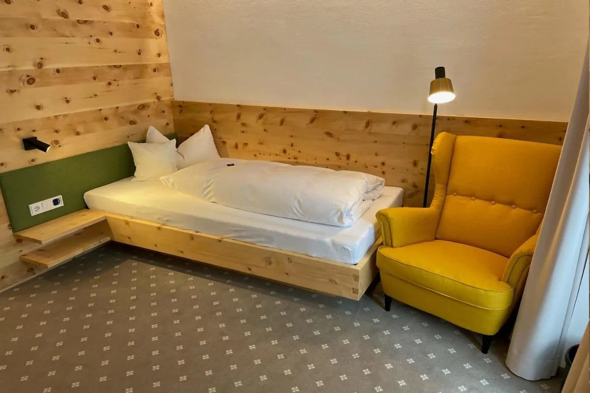 Gaestehaus Sonnenheim Mittenwald Guest house